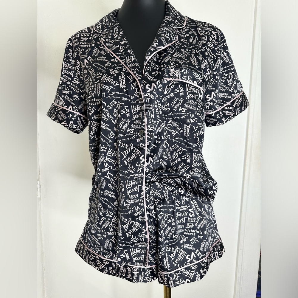 Victoria’s Secret pajama set